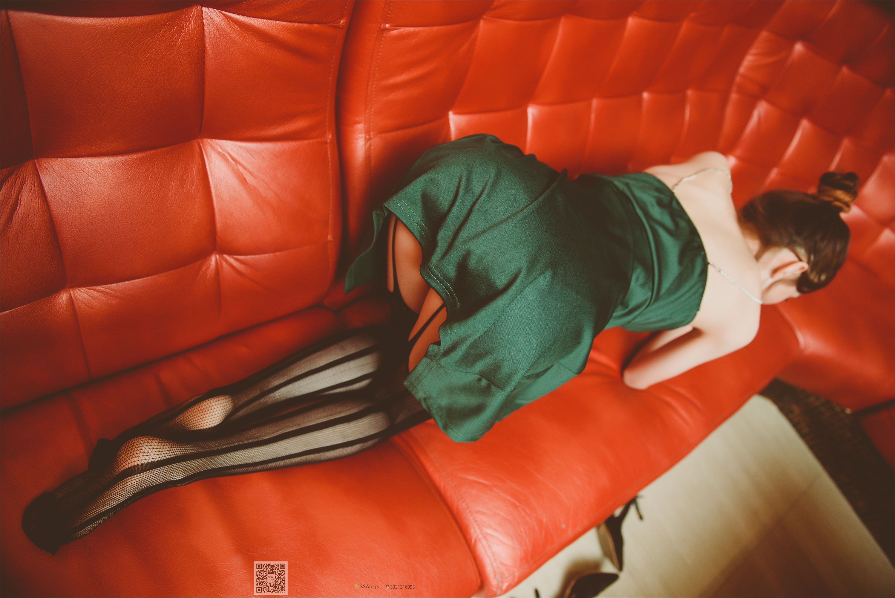 SSA丝社 NO.019 琪琪 KTV骨感网袜美女